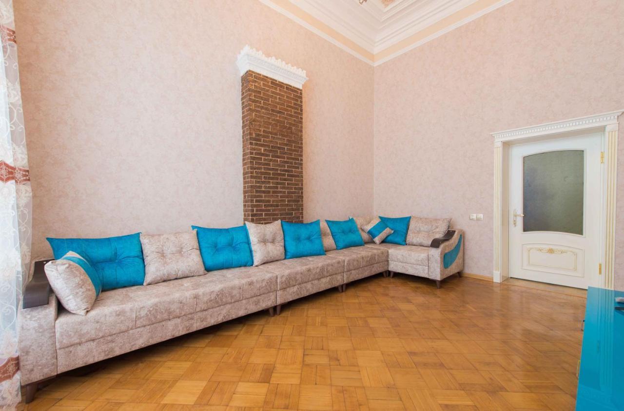 Stay Inn Lovely City Center Apartment Baku Exterior photo